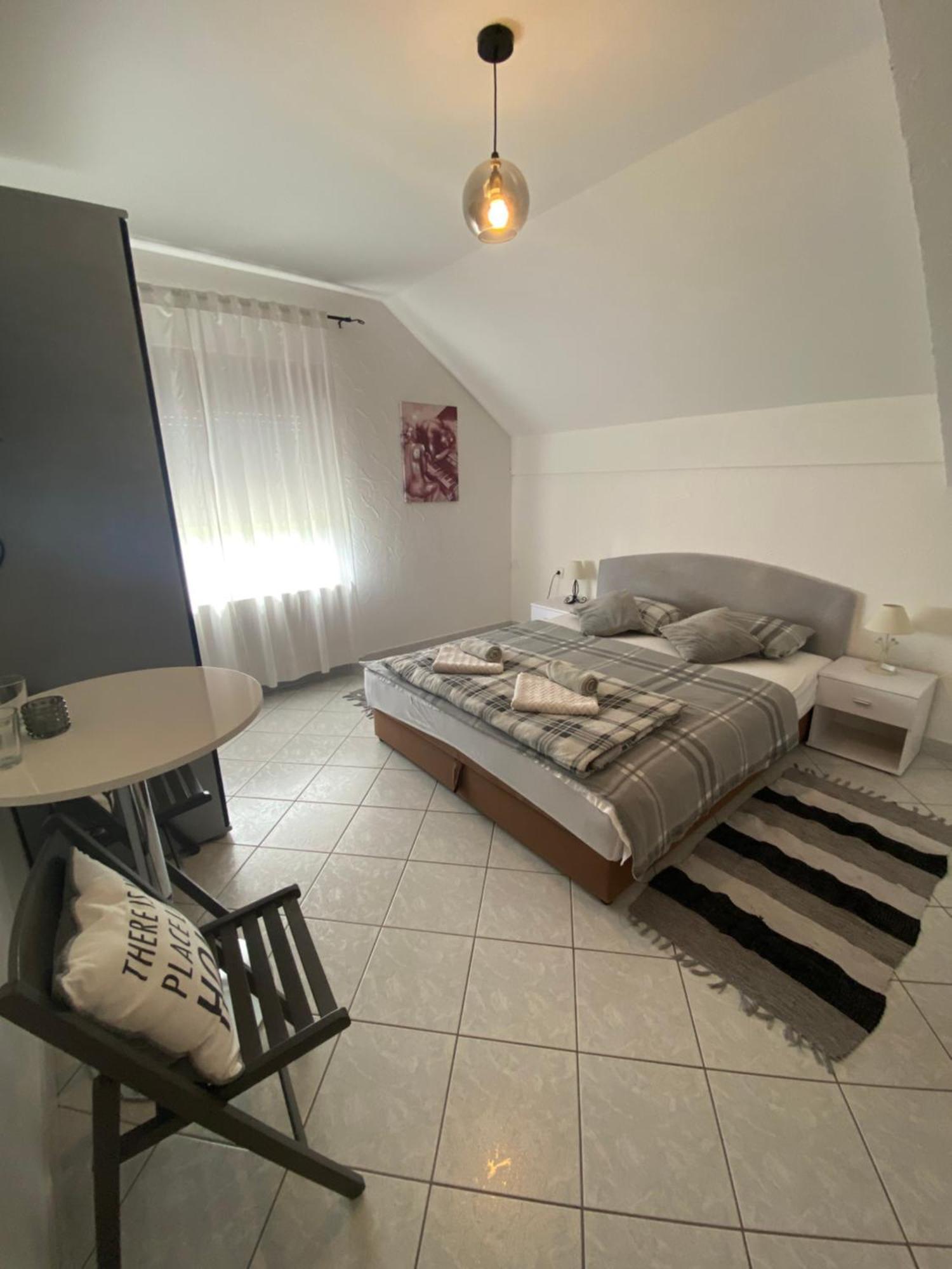 Guesthouse Magdalena Раковица Экстерьер фото