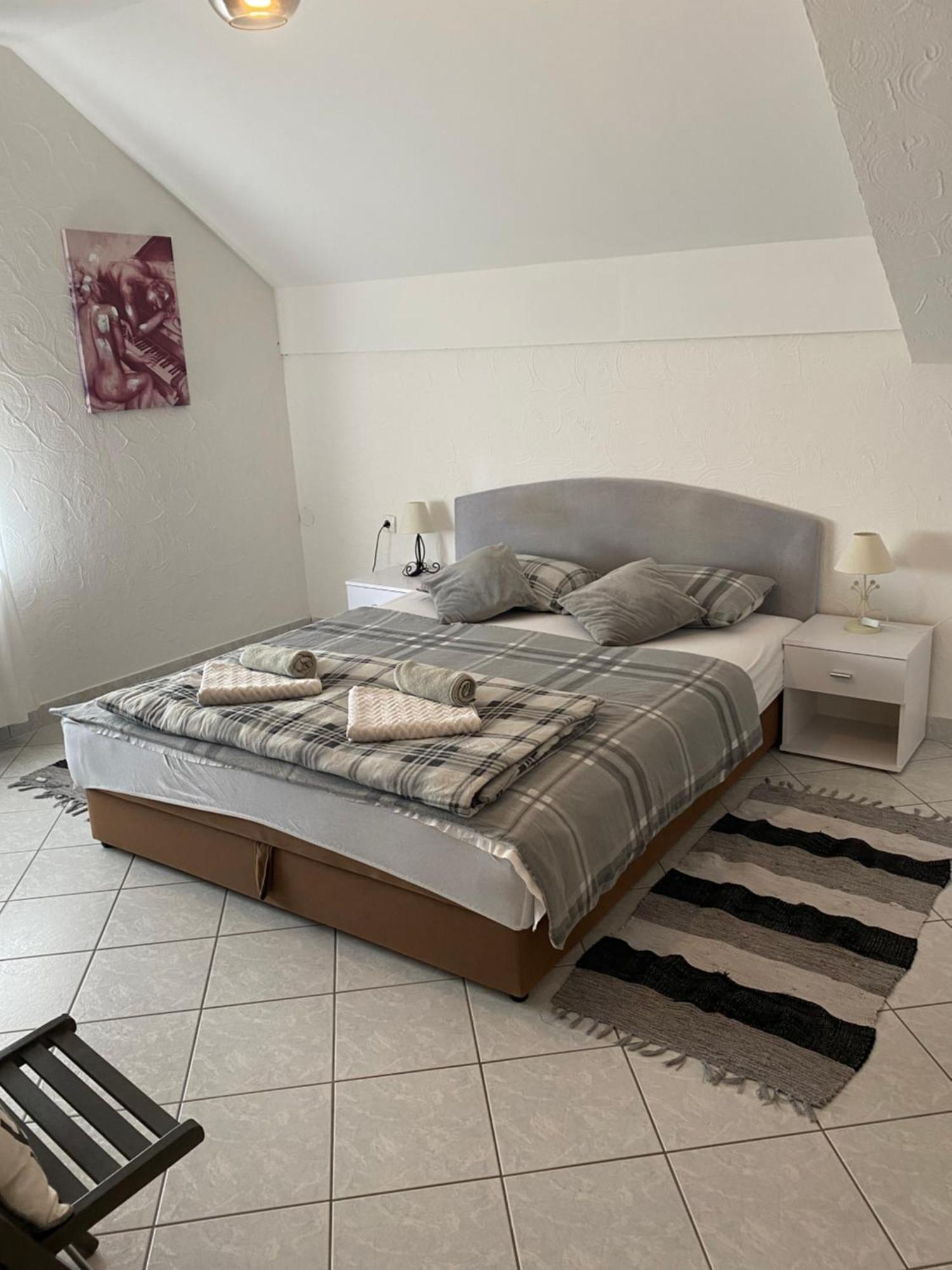 Guesthouse Magdalena Раковица Экстерьер фото